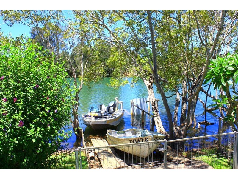 20 Island  Pl, Urunga NSW 2455