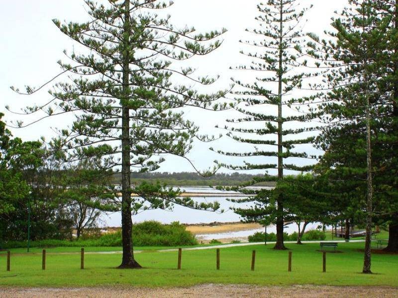 3/7 ‘Kythera Court’ Morgo St, Urunga NSW 2455