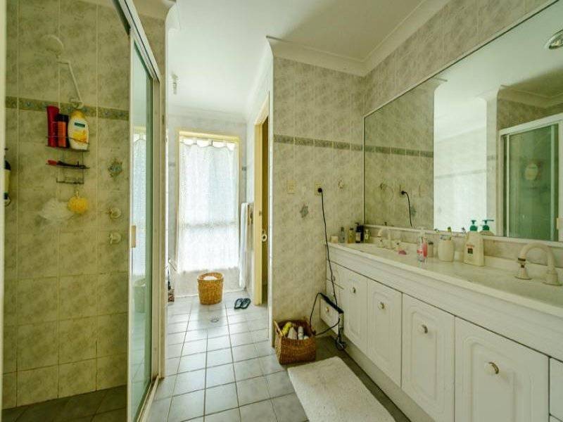 8 Hollis Cl, Urunga NSW 2455