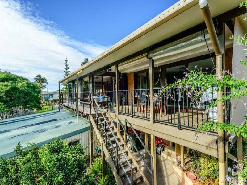 32 Old Pacific Hwy, Raleigh NSW 2454