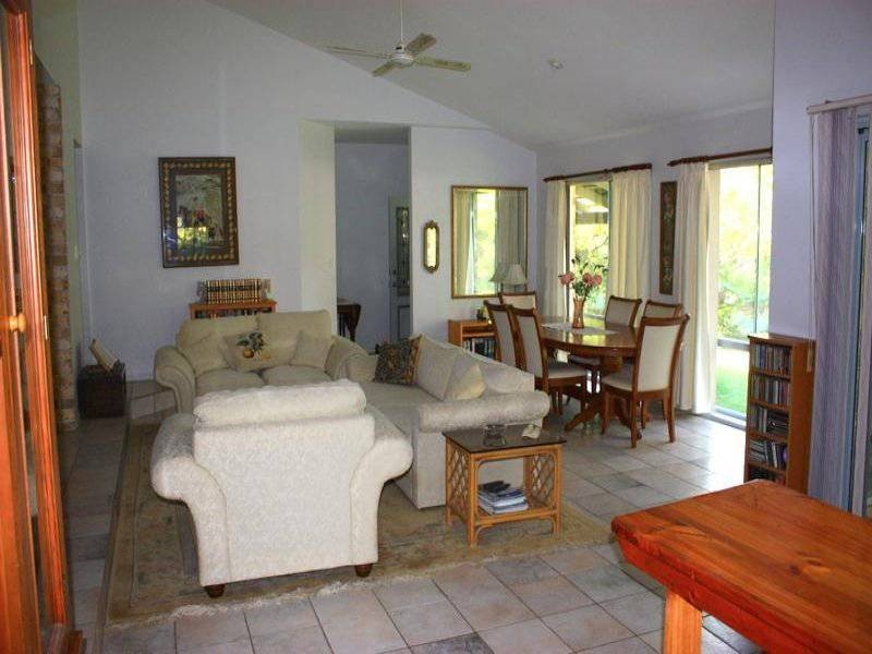 25 Wollumbin Drive, Urunga NSW 2455