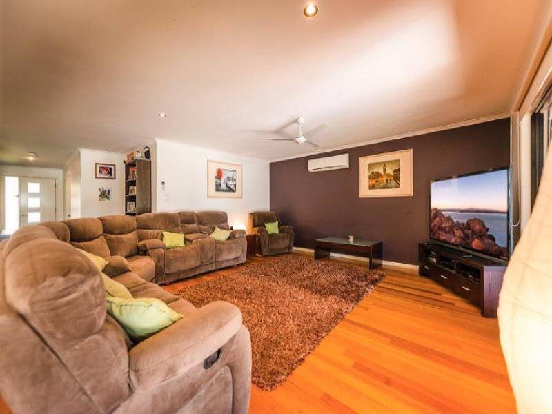 6 Lake  Court, Urunga NSW 2455