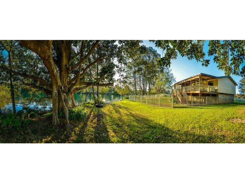 19 Marina Crescent, Urunga NSW 2455