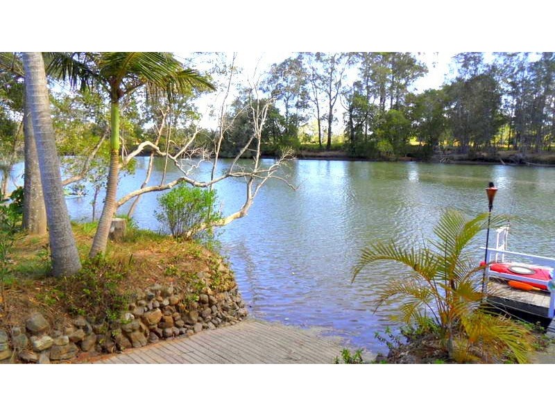 32 “The Grove”Newry Island, Urunga NSW 2455
