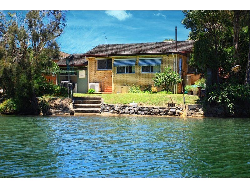 9 Marina Crescent, Urunga NSW 2455