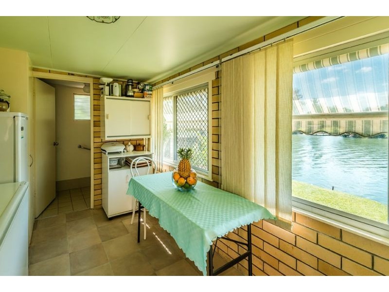 9 Marina Crescent, Urunga NSW 2455