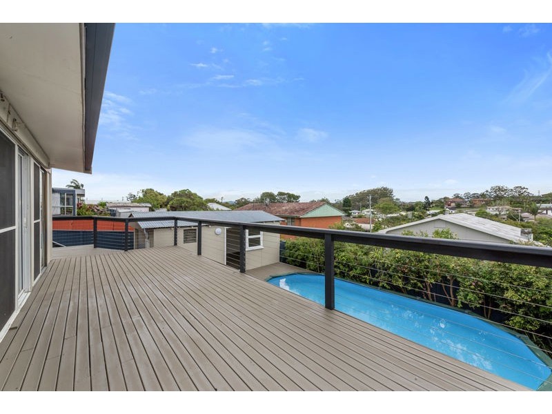 16 High, Urunga NSW 2455