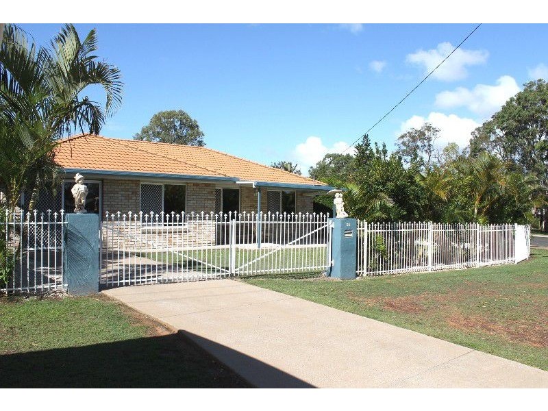 56 Barker Street, Point Vernon QLD 4655