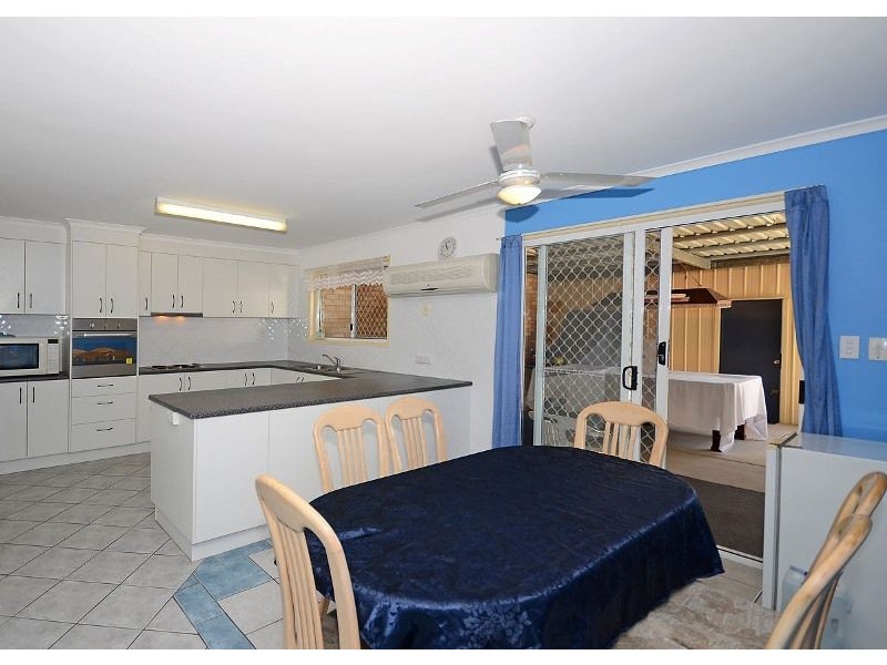 56 Barker Street, Point Vernon QLD 4655