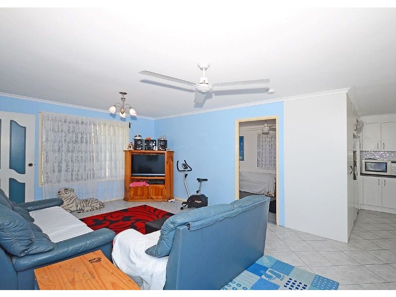 56 Barker Street, Point Vernon QLD 4655