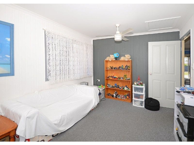 56 Barker Street, Point Vernon QLD 4655