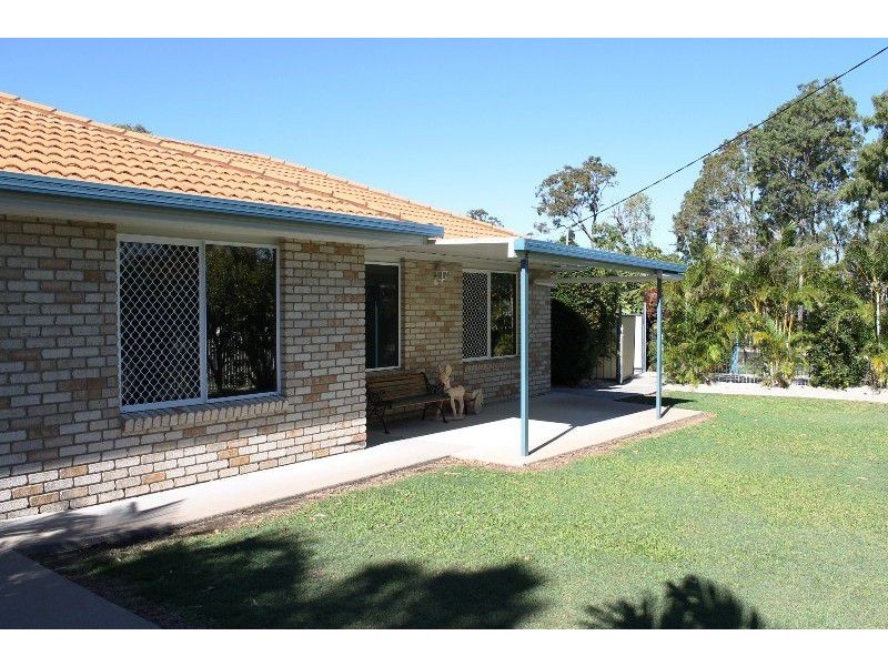 56 Barker Street, Point Vernon QLD 4655