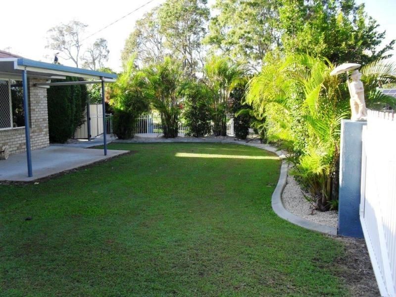 56 Barker Street, Point Vernon QLD 4655