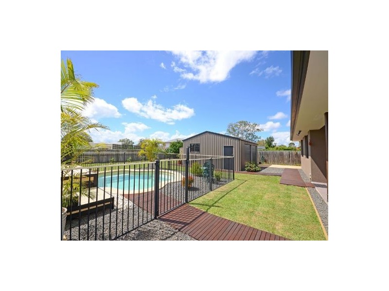 70 Long Street, Point Vernon QLD 4655