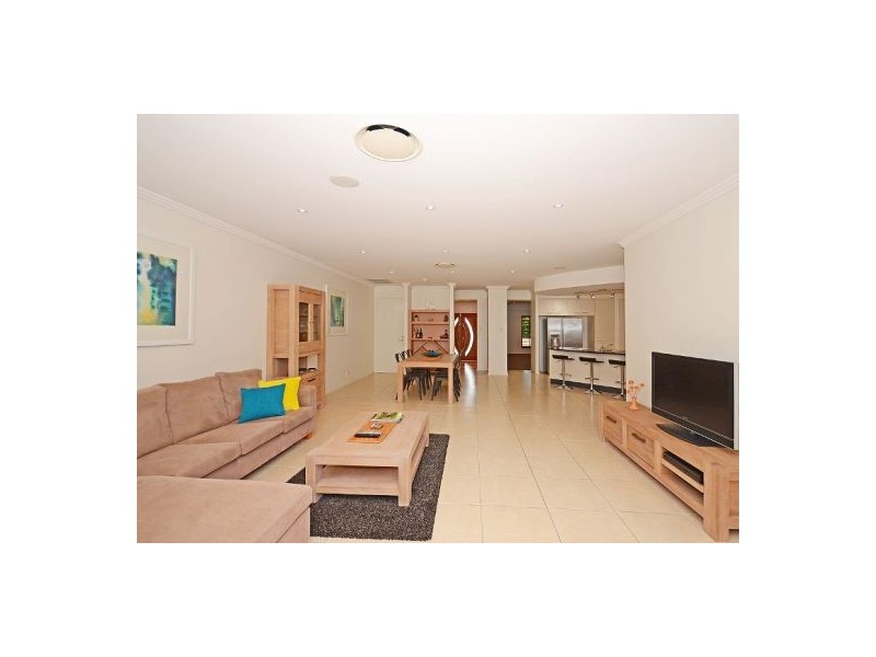 70 Long Street, Point Vernon QLD 4655