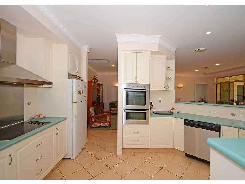 15 Nautilus Crt, Dundowran Beach QLD 4655