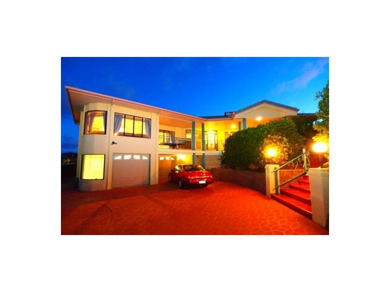 100 Christensen St, Urraween QLD 4655