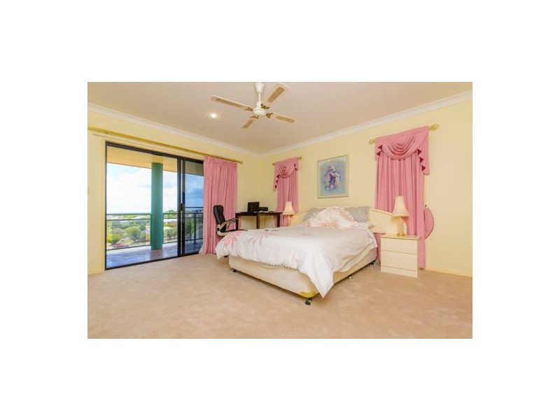 100 Christensen St, Urraween QLD 4655