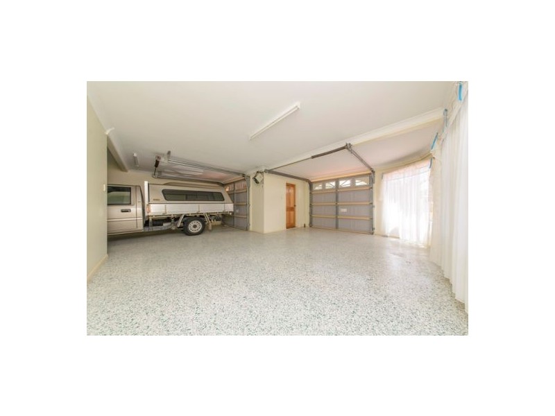 100 Christensen St, Urraween QLD 4655