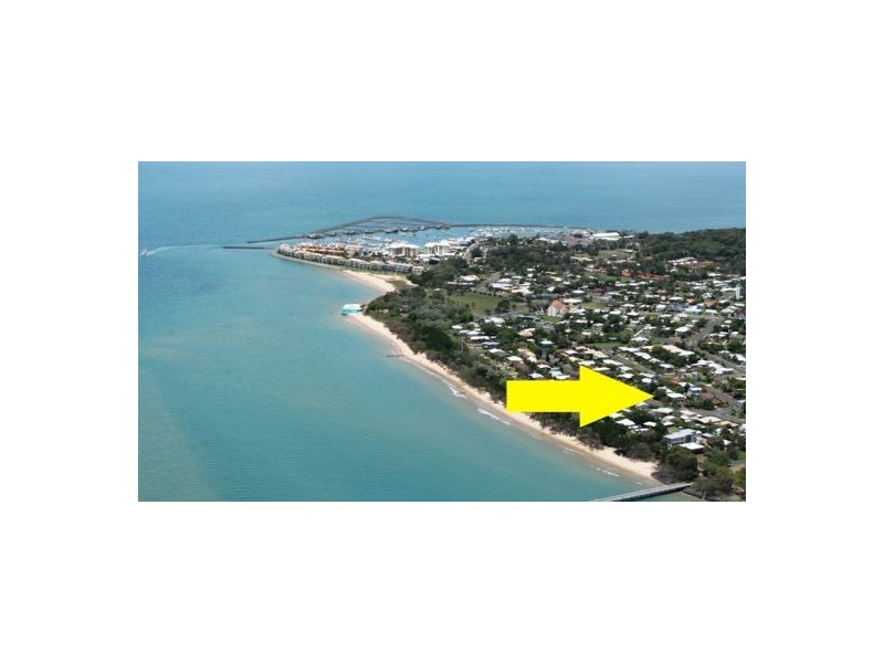 3 Prince St, Urangan QLD 4655