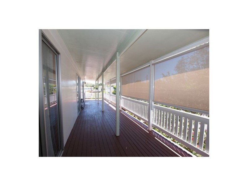 3 Prince St, Urangan QLD 4655
