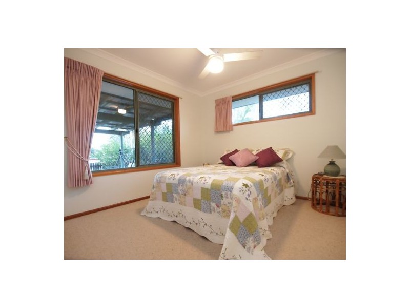 18 Neisler Court, Kawungan QLD 4655