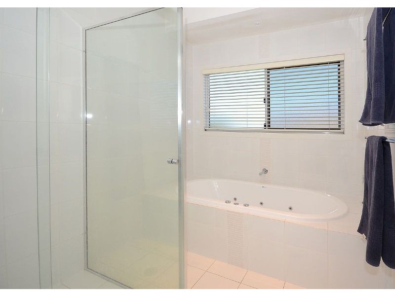 33 Highview Drive, Craignish QLD 4655