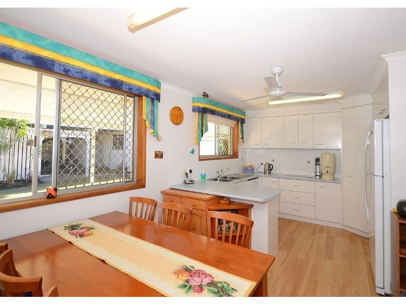 14 Melong Street, Scarness QLD 4655