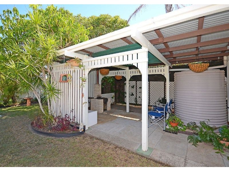 14 Melong Street, Scarness QLD 4655