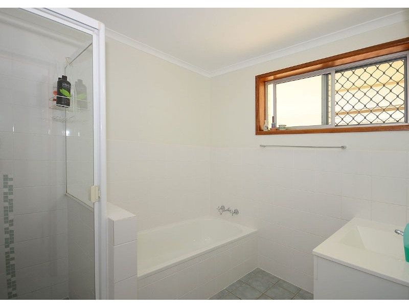 14 Melong Street, Scarness QLD 4655