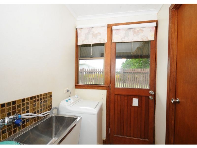 50 Esplanade, Point Vernon QLD 4655