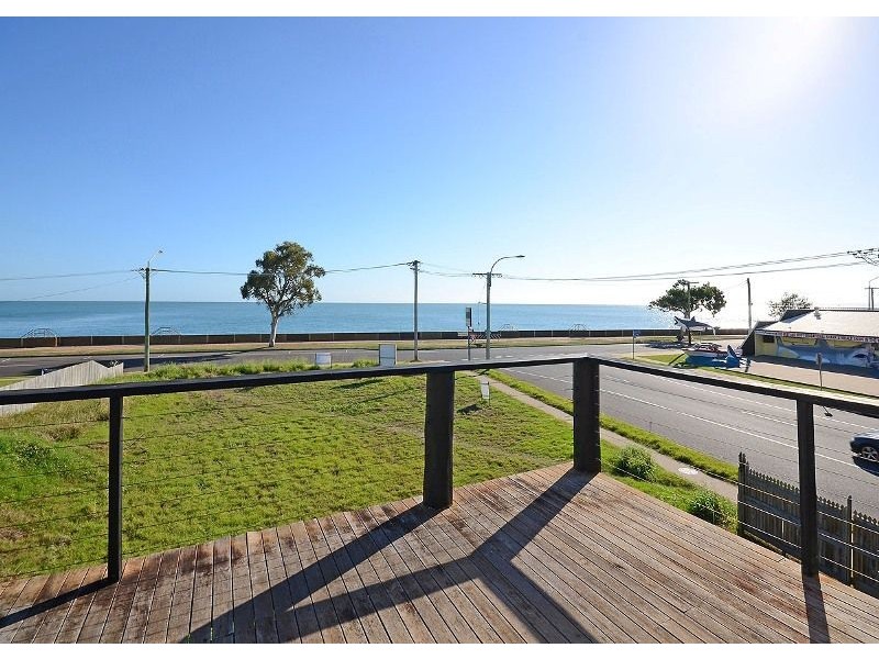3 Elizabeth Street, Urangan QLD 4655