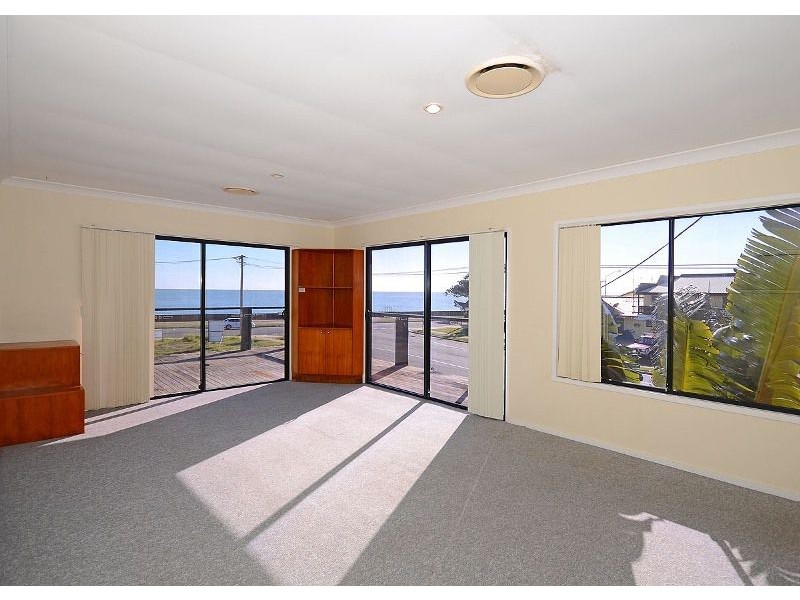 3 Elizabeth Street, Urangan QLD 4655