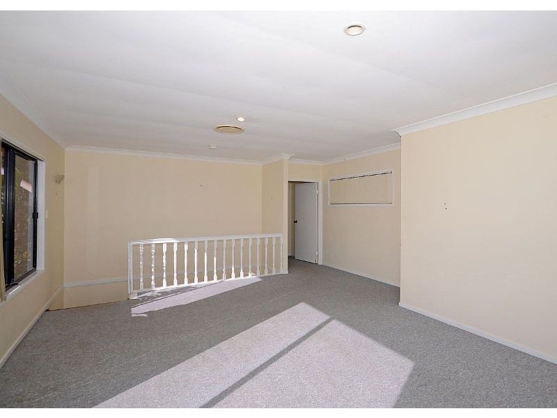 3 Elizabeth Street, Urangan QLD 4655
