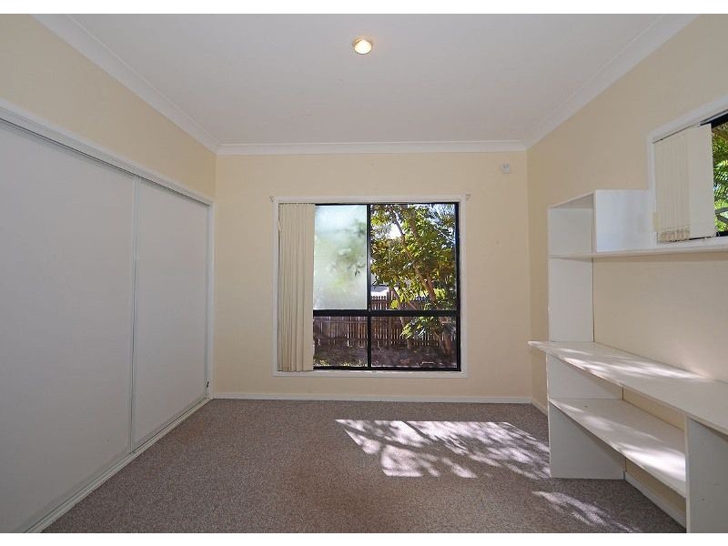 3 Elizabeth Street, Urangan QLD 4655
