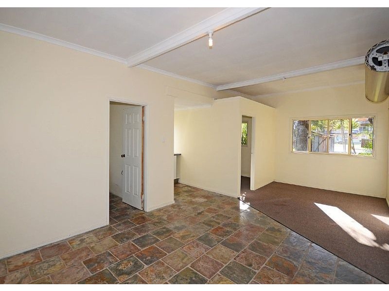 3 Elizabeth Street, Urangan QLD 4655