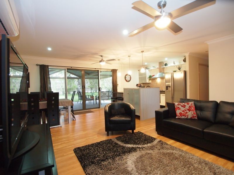 26 Richard Street, Urangan QLD 4655