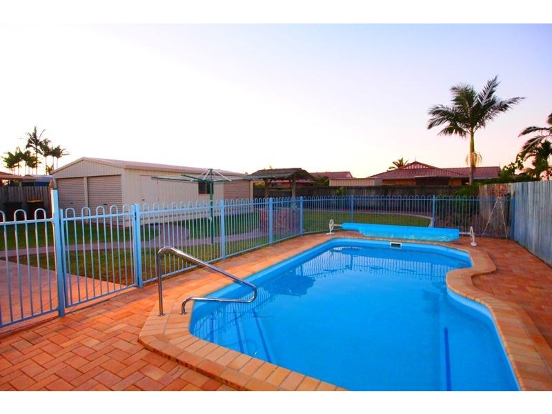15 Keppel Court, Kawungan QLD 4655
