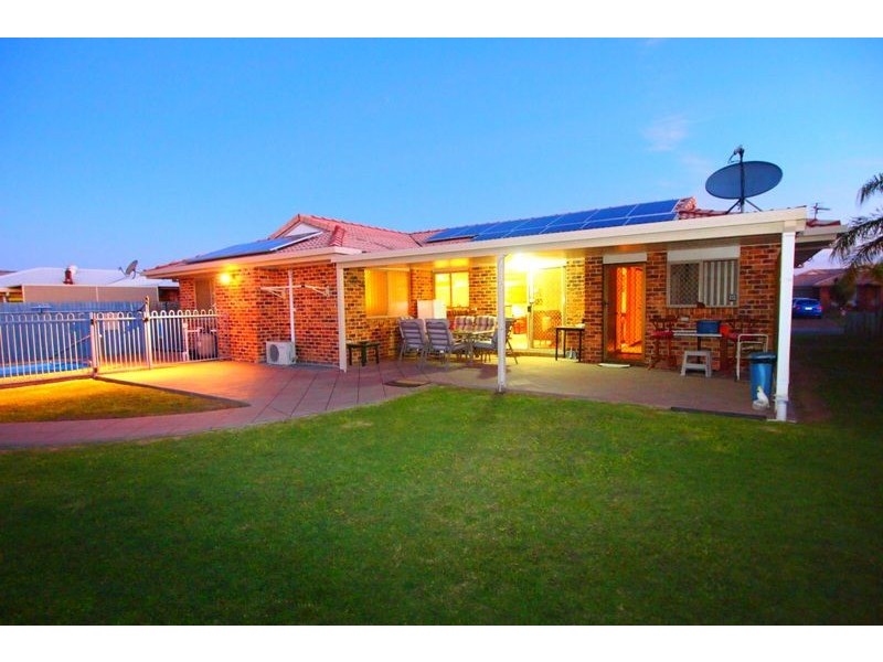 15 Keppel Court, Kawungan QLD 4655