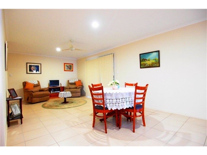 15 Alison Drive, Torquay QLD 4655