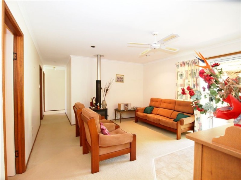 35 Kathleen Crescent, Wondunna QLD 4655