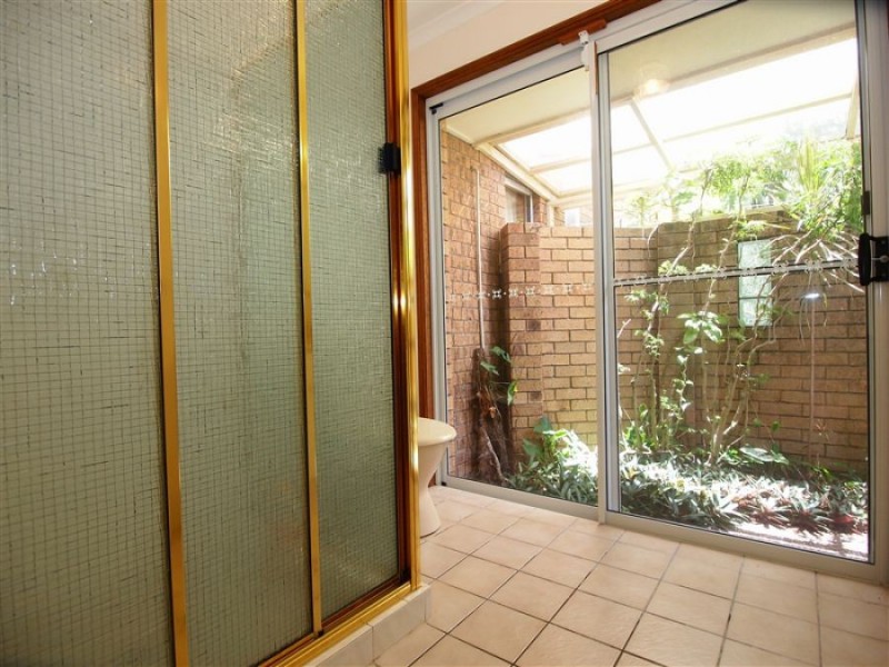 35 Kathleen Crescent, Wondunna QLD 4655