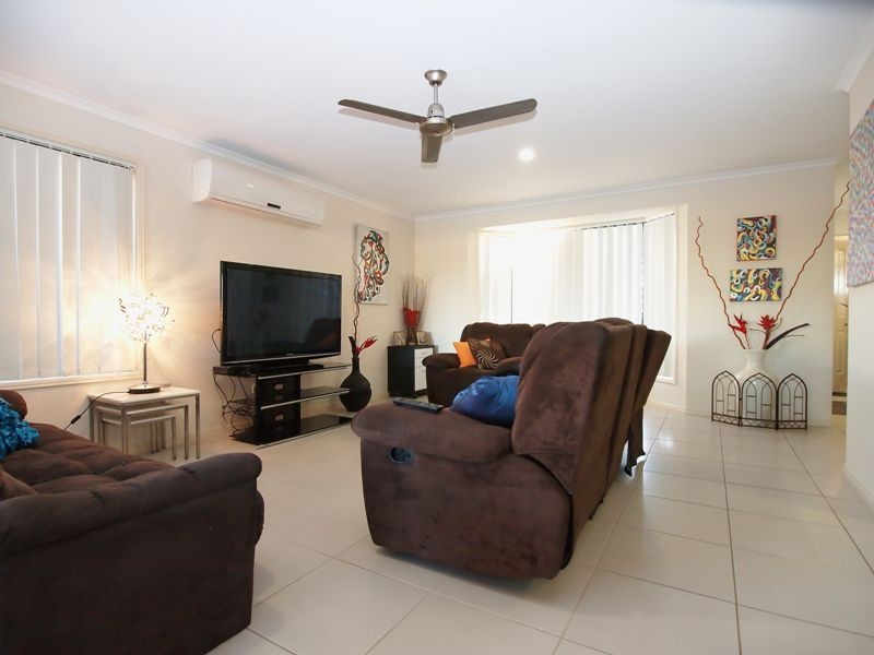 67 Endeavour Way, Eli Waters QLD 4655