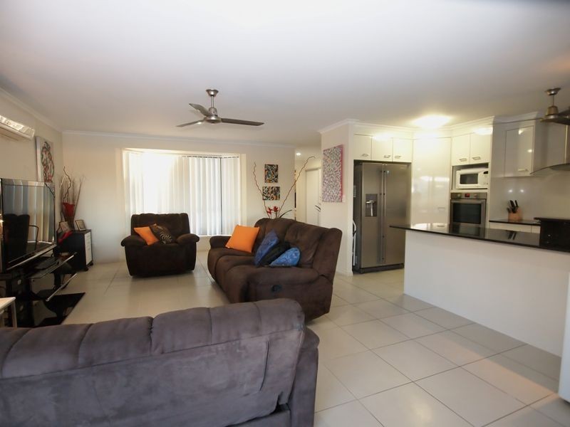 67 Endeavour Way, Eli Waters QLD 4655