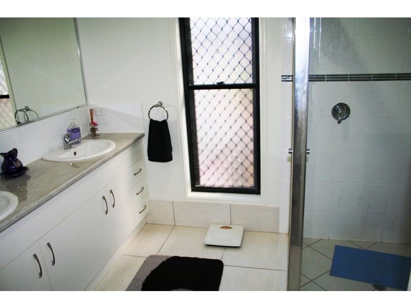 19 Harly Court, Urraween QLD 4655