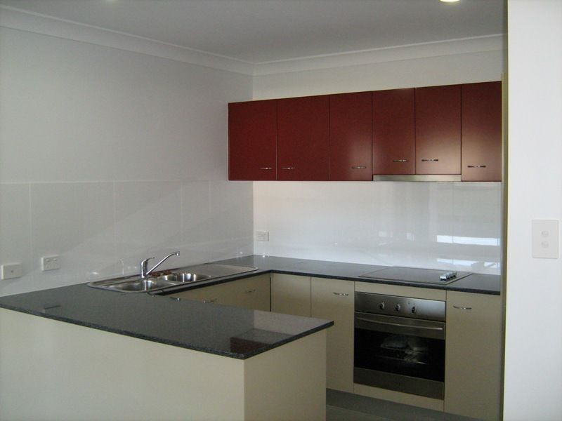 17 Oyster Court, Toogoom QLD 4655
