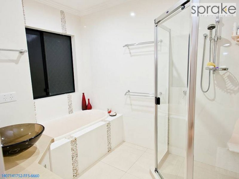 45 Rosedale Dr, Wondunna QLD 4655