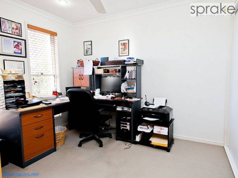 12 Bayley Court, Urraween QLD 4655