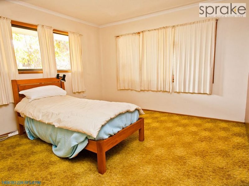 56 Long Street, Point Vernon QLD 4655