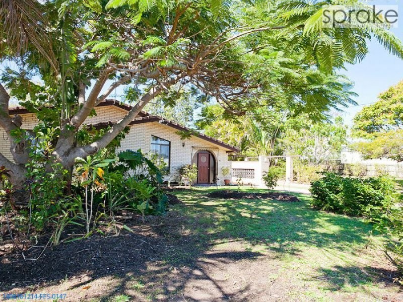 56 Long Street, Point Vernon QLD 4655